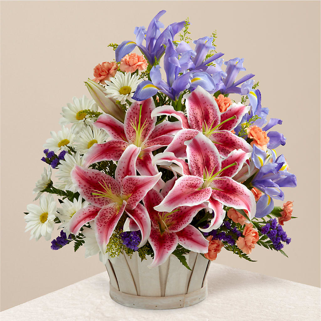 The Wondrous Nature Bouquet – Fleuriste Thalia, Varennes PQ