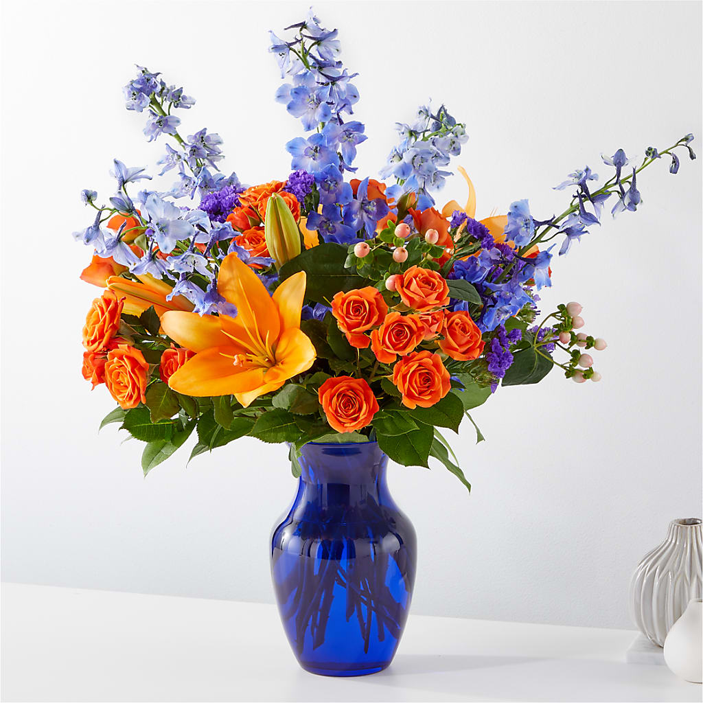 Radiant Citrus Bouquet – Fleuriste Thalia, Varennes PQ