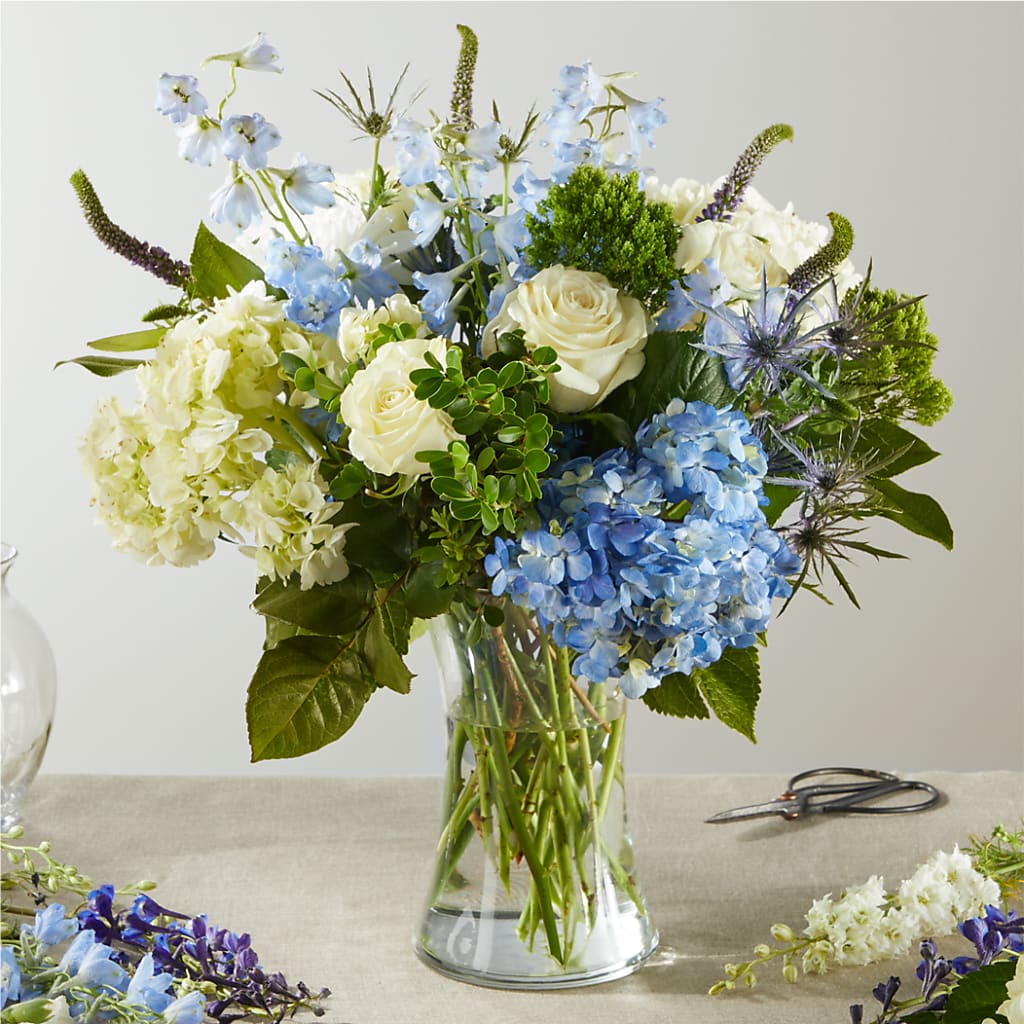 Festival of Lights – A Florist Original – Fleuriste Thalia, Varennes PQ