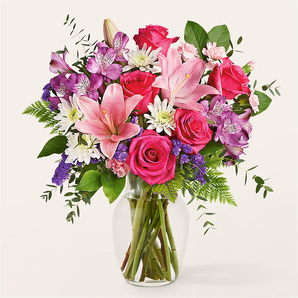 Lace & Pearls Bouquet – Fleuriste Thalia, Varennes PQ
