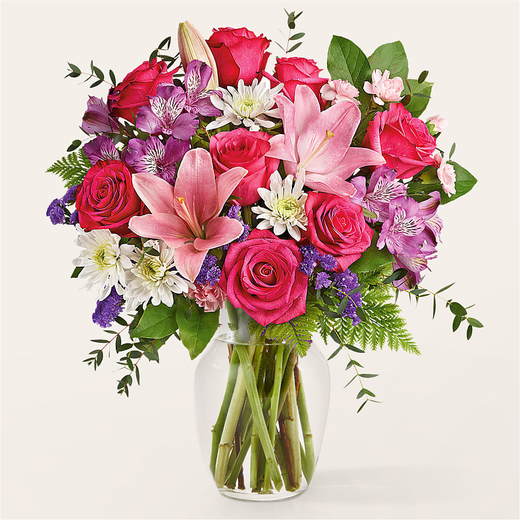 Lace & Pearls Bouquet – Fleuriste Thalia, Varennes PQ