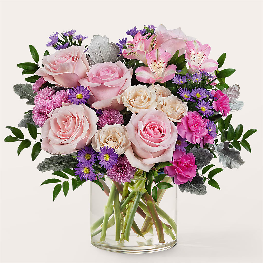 Light as a Feather Bouquet – Fleuriste Thalia, Varennes PQ