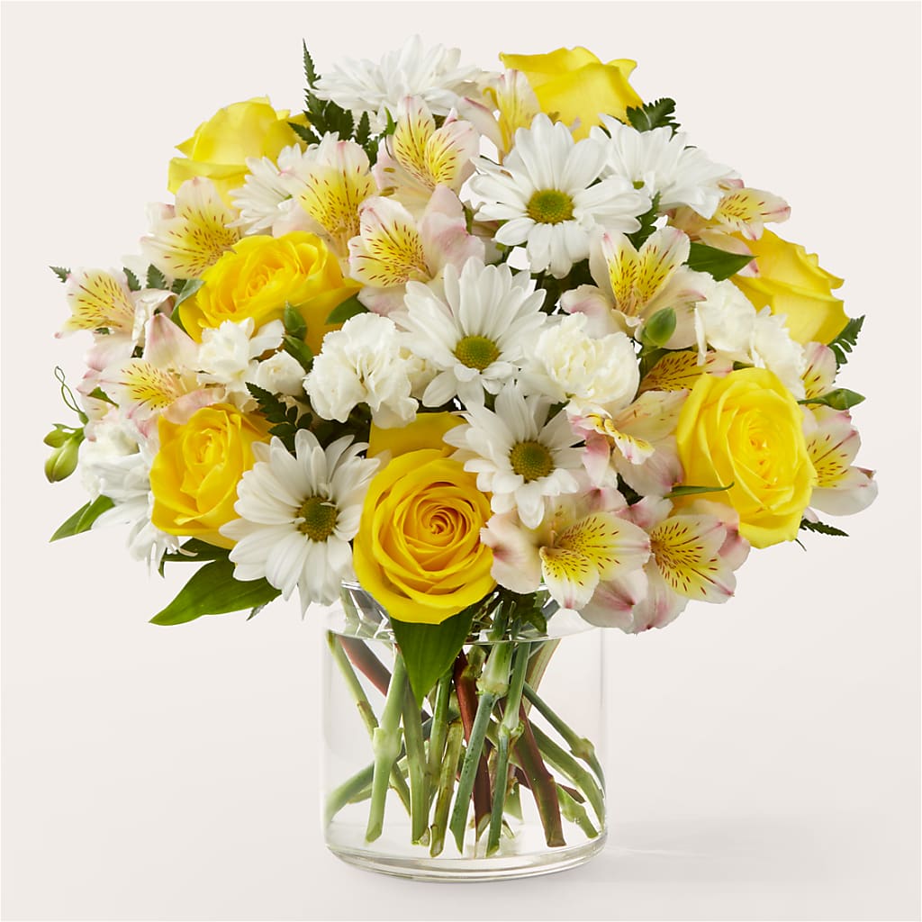 Gleeful Bouquet – Fleuriste Thalia, Varennes PQ