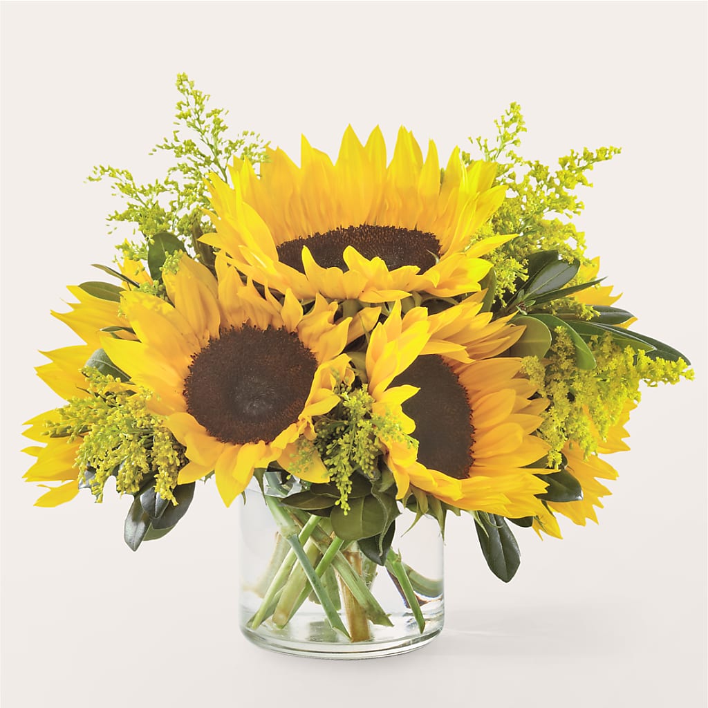 Beaming Sunflower Bouquet – Fleuriste Thalia, Varennes PQ