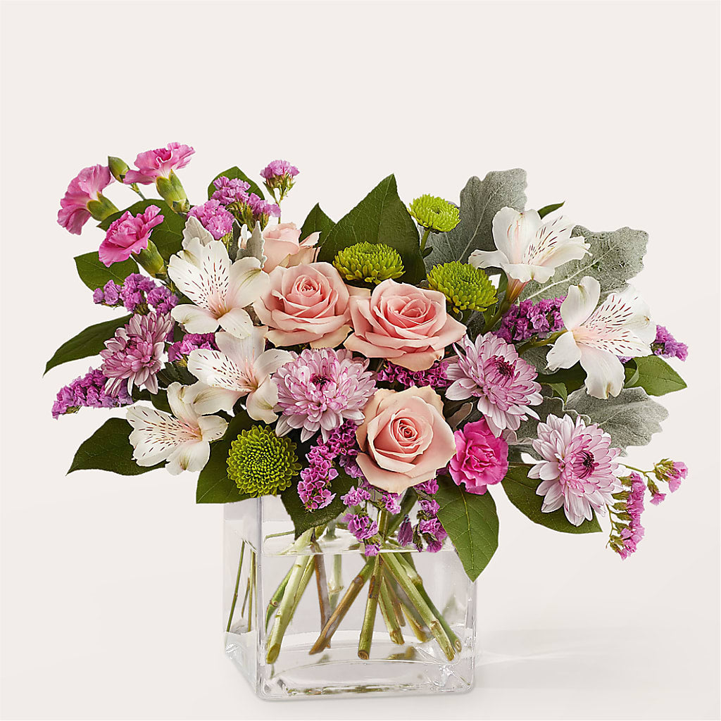 Pink Suede Bouquet – Fleuriste Thalia, Varennes PQ