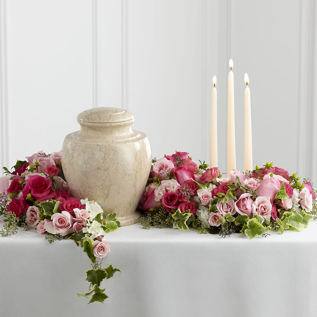 Remembrance Arrangement – Fleuriste Thalia, Varennes PQ