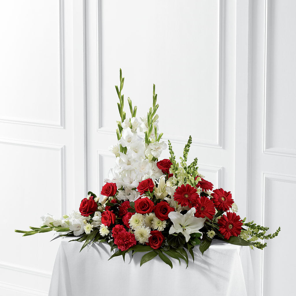 Crimson & White Arrangement – Fleuriste Thalia, Varennes PQ