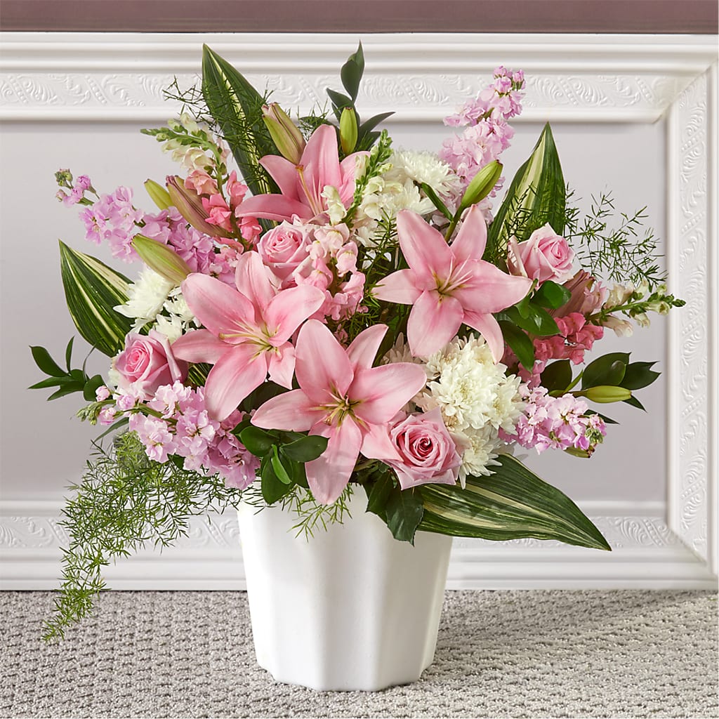 Simply Serene Floor Basket – Fleuriste Thalia, Varennes PQ