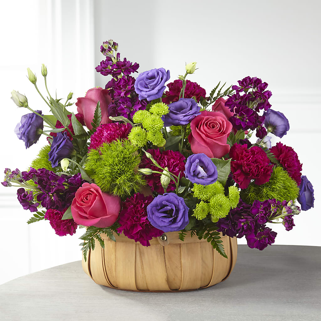 Serene Sanctuary Basket – Fleuriste Thalia, Varennes PQ