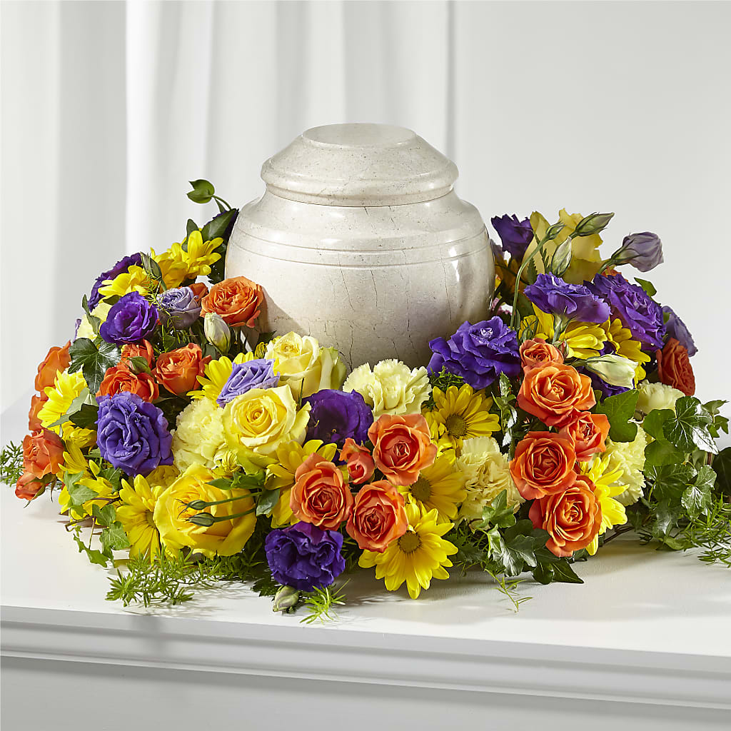 Blossoms of Remembrance Cremation Adornment – Fleuriste Thalia, Varennes PQ