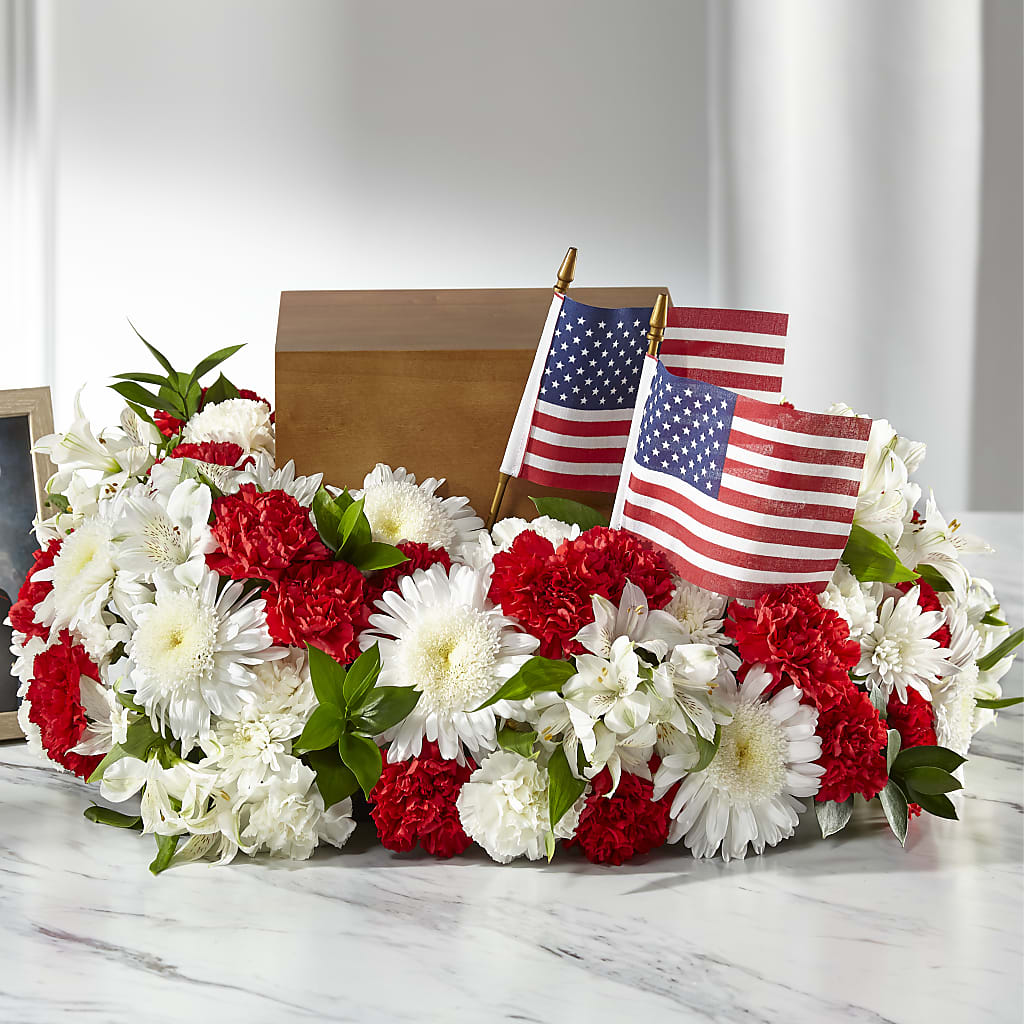 Spirit of Patriotism Cremation Adornment – Fleuriste Thalia, Varennes PQ