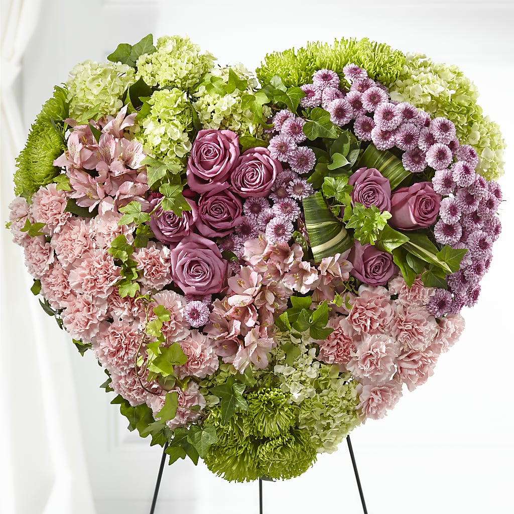 Heartwarming Standing Heart – Fleuriste Thalia, Varennes PQ