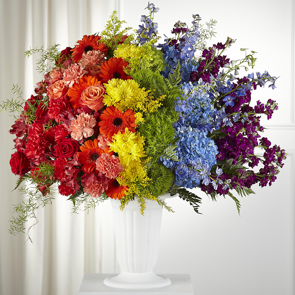 Pride & Unity Arrangement – Fleuriste Thalia, Varennes PQ