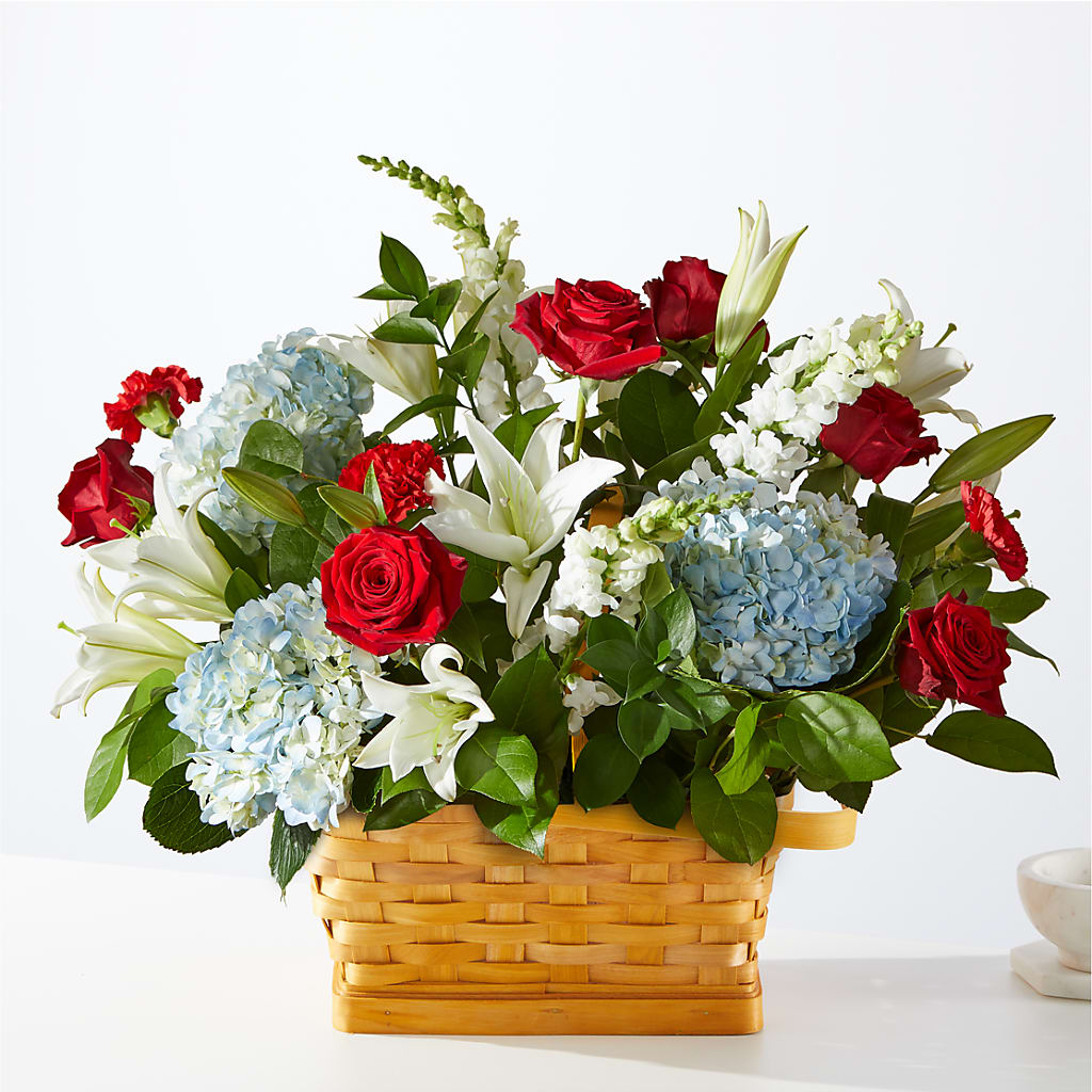 Greater Glory Basket – Fleuriste Thalia, Varennes PQ