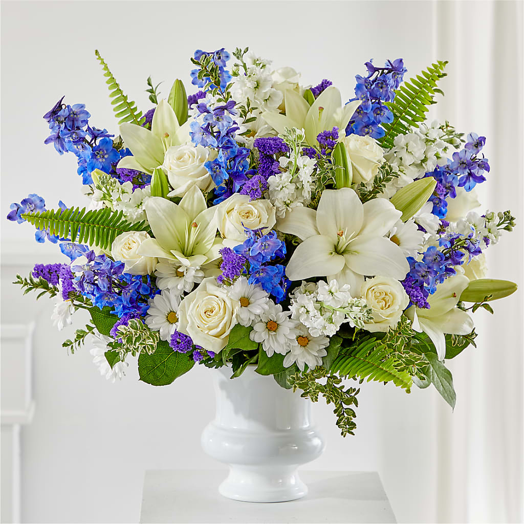Expressions of Hope Urn Arrangement – Fleuriste Thalia, Varennes PQ