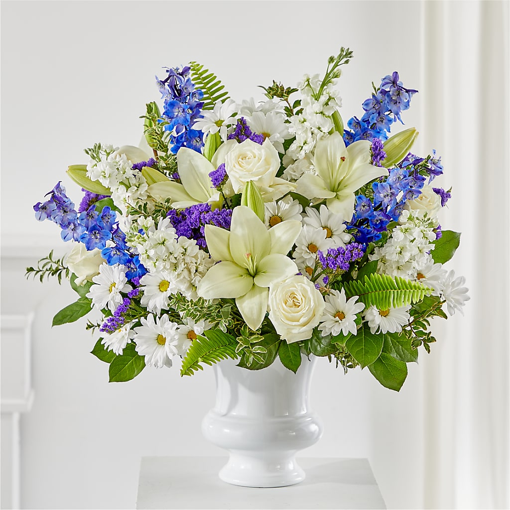 Expressions of Hope Urn Arrangement – Fleuriste Thalia, Varennes PQ