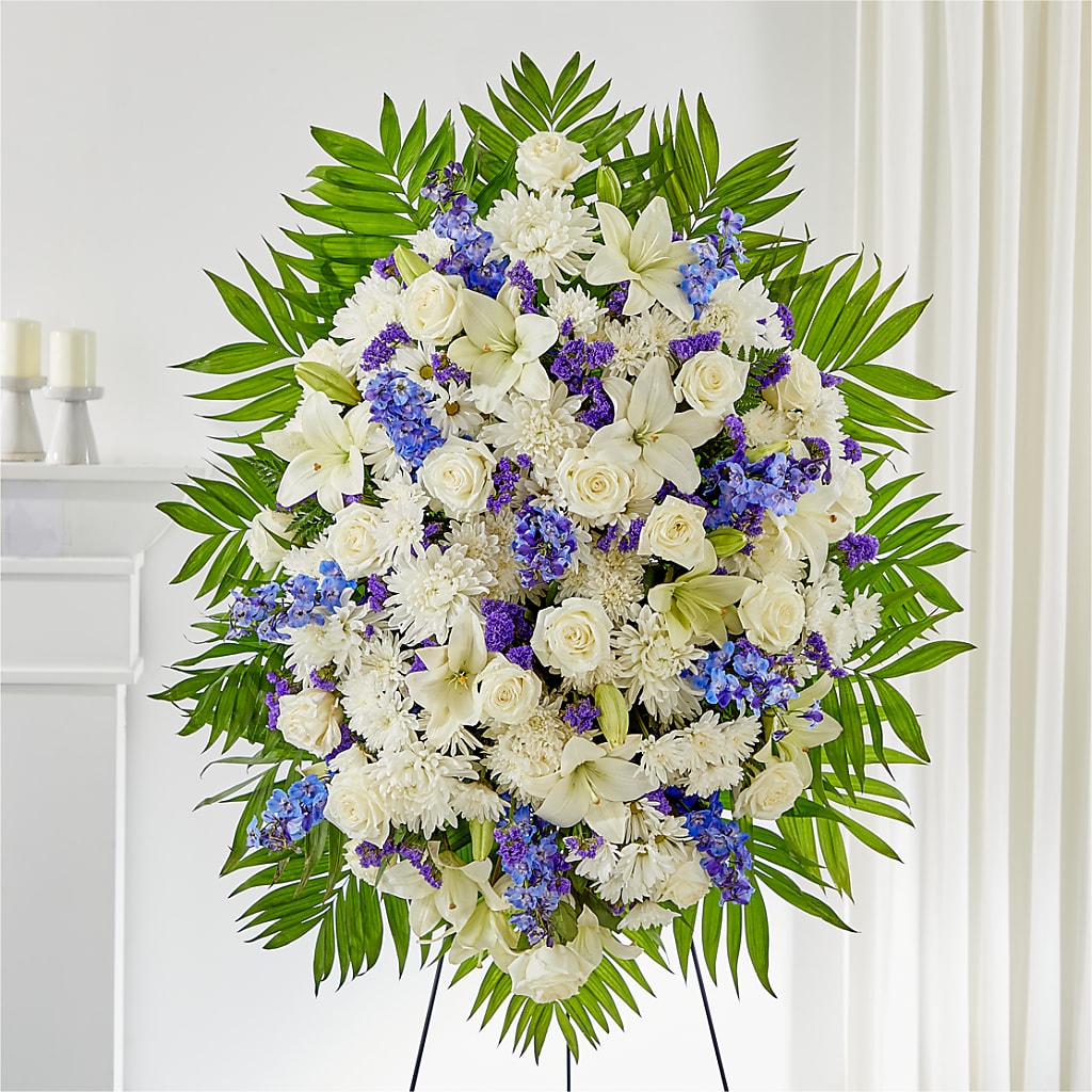 At Rest Standing Spray – Fleuriste Thalia, Varennes PQ