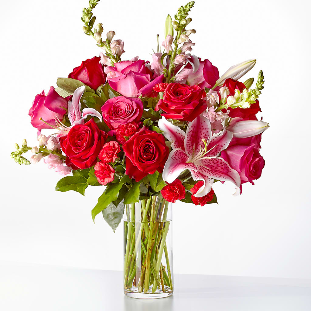 Love at First Sight Bouquet – Fleuriste Thalia, Varennes PQ