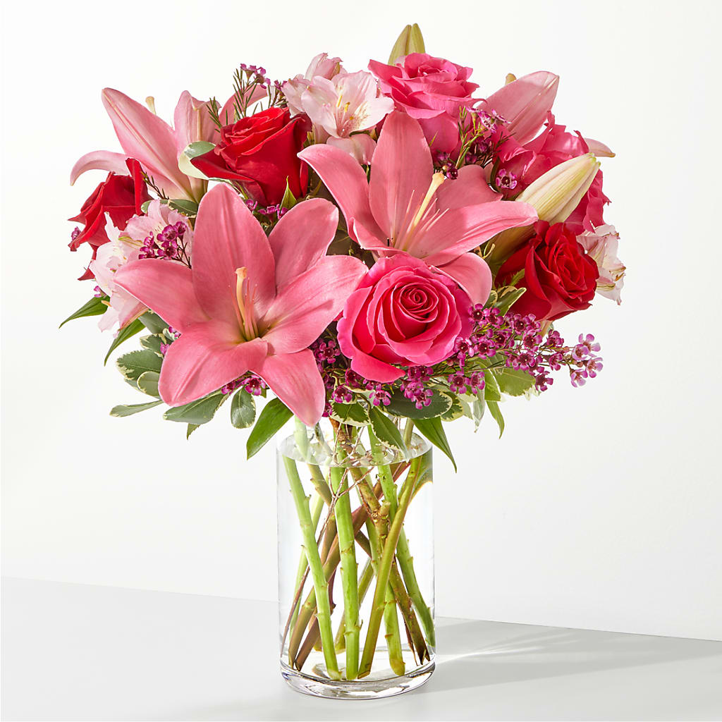 Lucky in Love Bouquet – Fleuriste Thalia, Varennes PQ