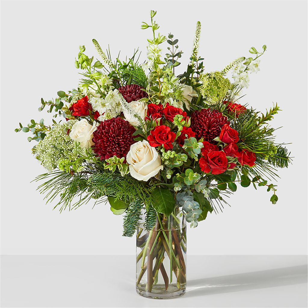 Favorite Traditions Bouquet – Fleuriste Thalia, Varennes PQ