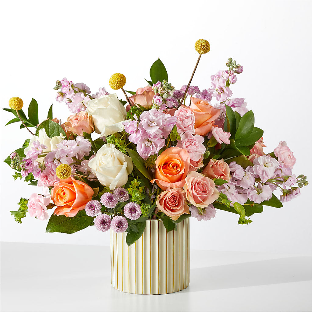 French Market Bouquet with Ivory Vase – Fleuriste Thalia, Varennes PQ