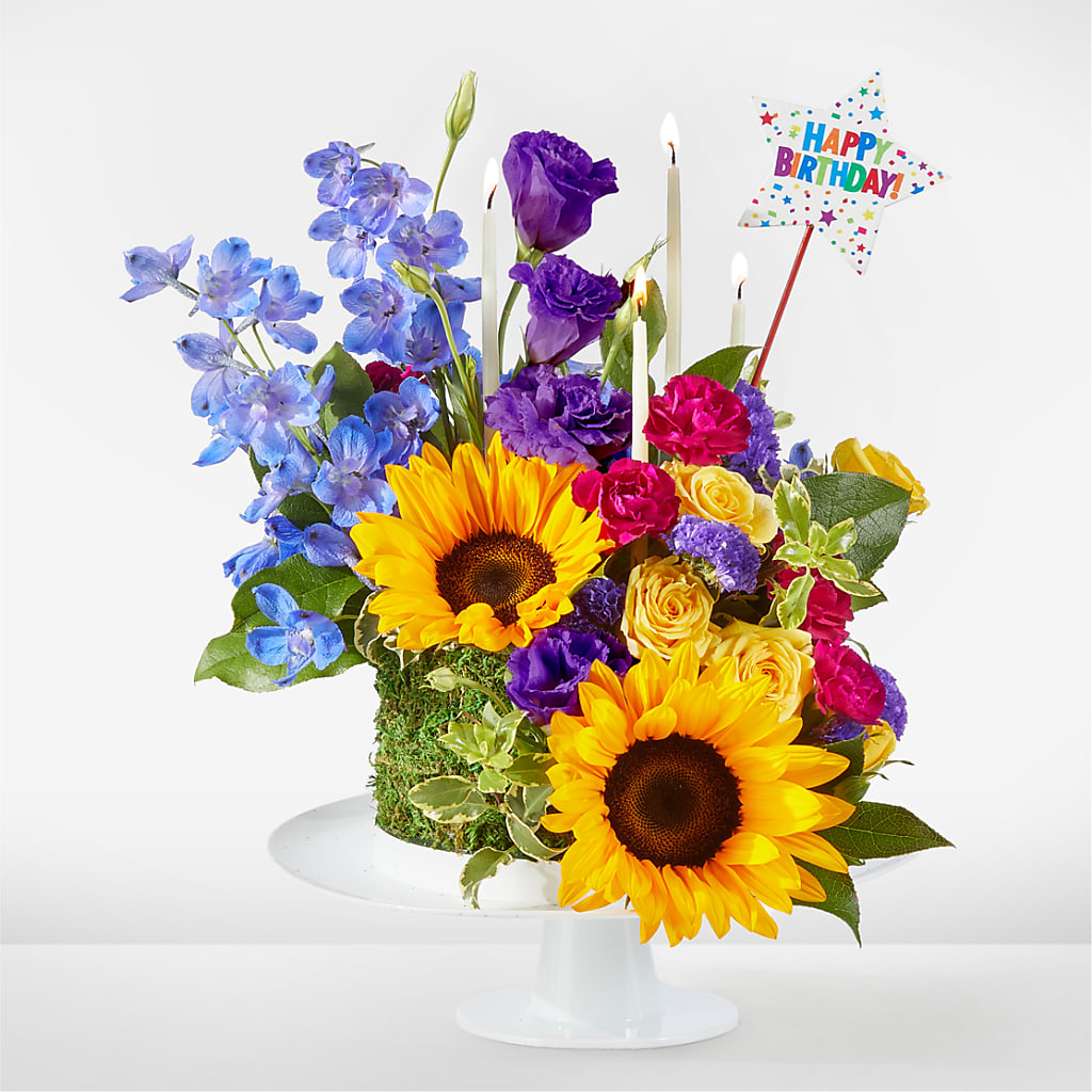 Star of the Day Floral Cake – Fleuriste Thalia, Varennes PQ