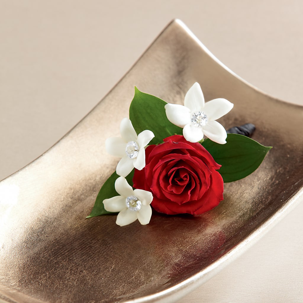 Poetry Boutonniere – Fleuriste Thalia, Varennes PQ