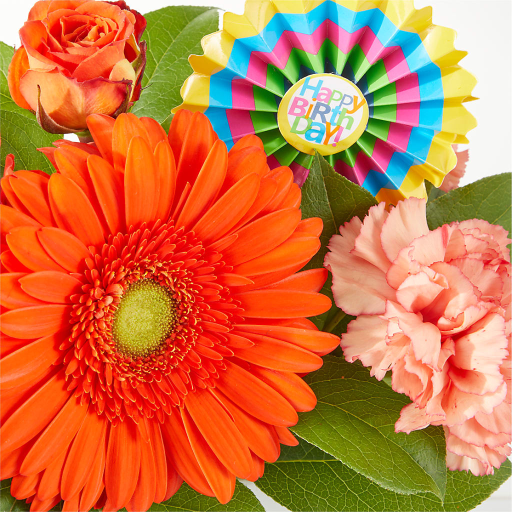 Birthday Surprise Bouquet –  Fleuriste Thalia, Varennes PQ