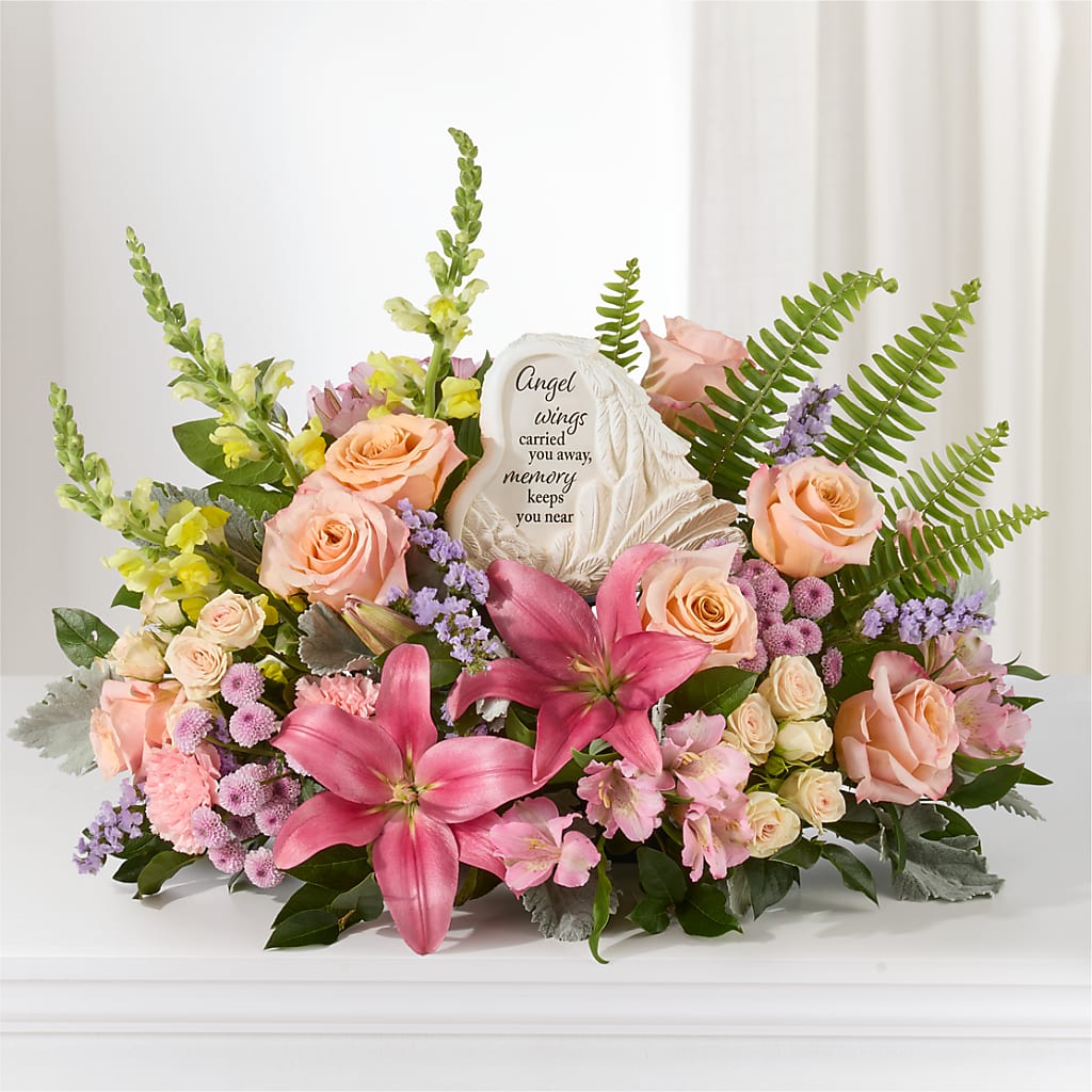 Gentle Light Arrangement –  Fleuriste Thalia, Varennes PQ
