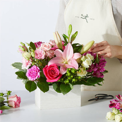 Sweetberry Box – A Florist Original –  Fleuriste Thalia, Varennes PQ