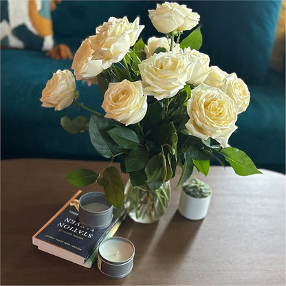 Long Stem Yellow Rose Bouquet –  Fleuriste Thalia, Varennes PQ