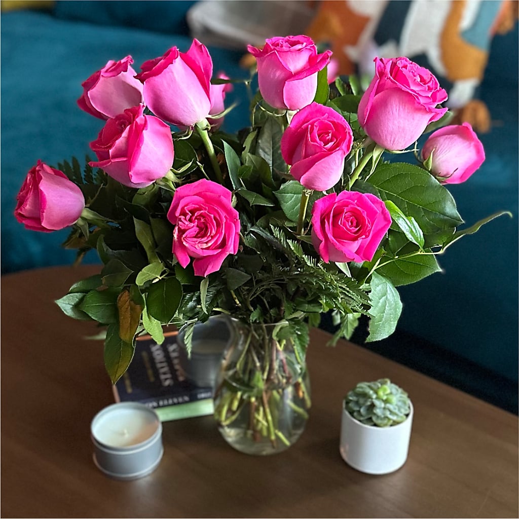 Long Stem Pink Rose Bouquet –  Fleuriste Thalia, Varennes PQ