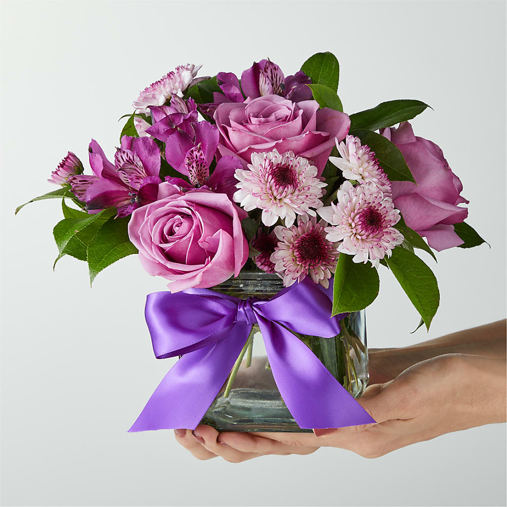 Sugarplum Bouquet –  Fleuriste Thalia, Varennes PQ
