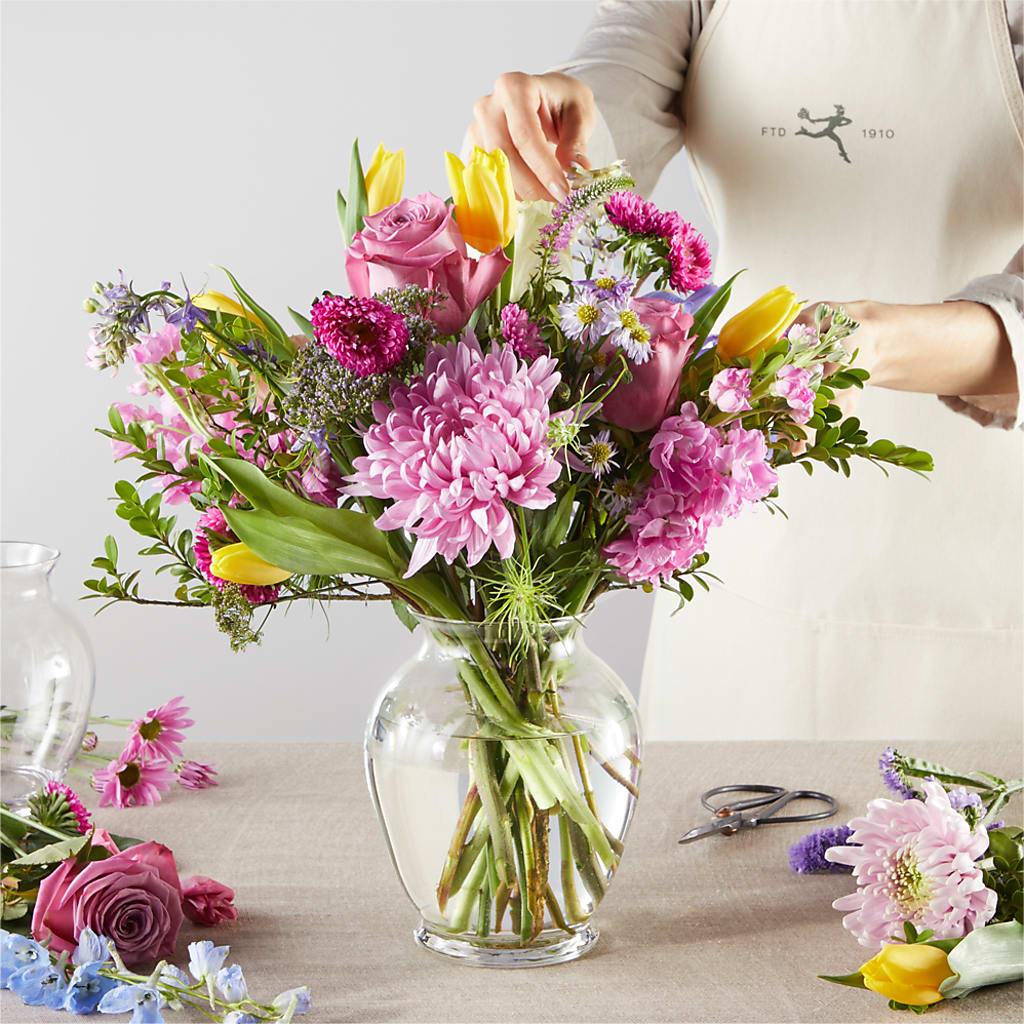 Pastel Tradition - A Florist Original –  Fleuriste Thalia, Varennes PQ
