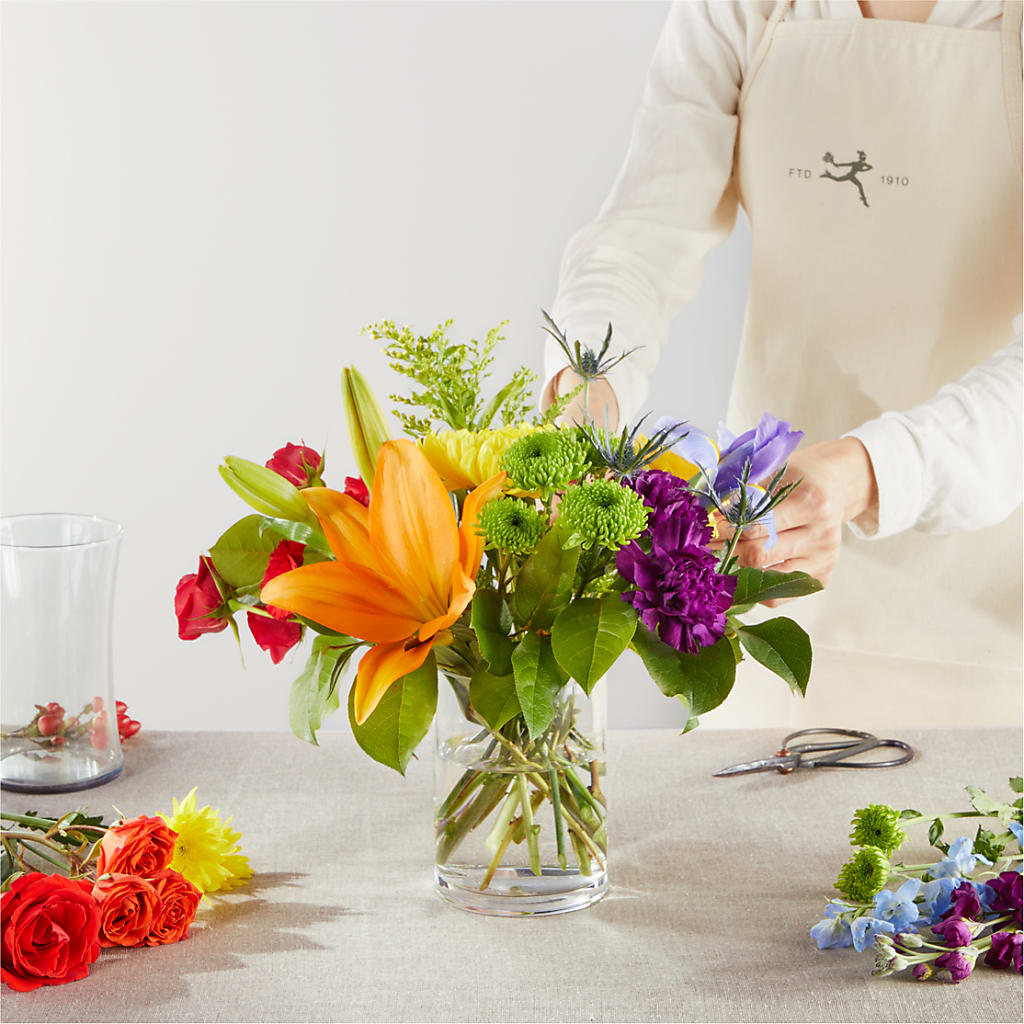 Summer Spectra - A Florist Original –  Fleuriste Thalia, Varennes PQ