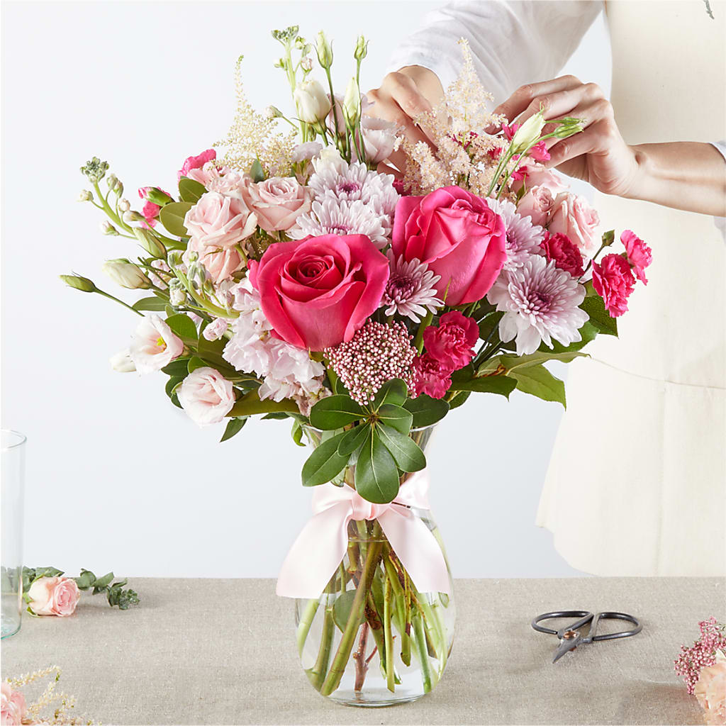 Pink Ribbon - A Florist Original –  Fleuriste Thalia, Varennes PQ