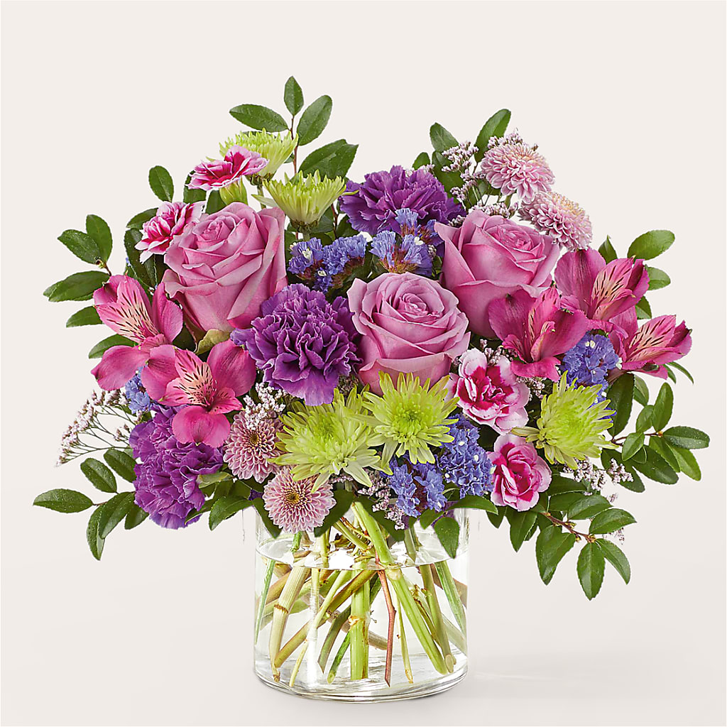 Glass Half Full Bouquet –  Fleuriste Thalia, Varennes PQ