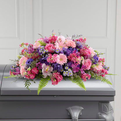 Glorious Garden Casket Spray –  Fleuriste Thalia, Varennes PQ
