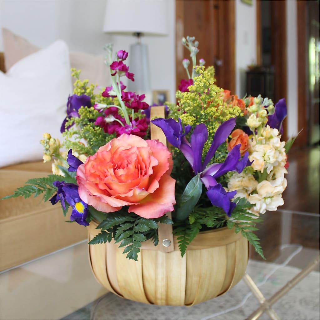 Garden of Life Basket –  Fleuriste Thalia, Varennes PQ