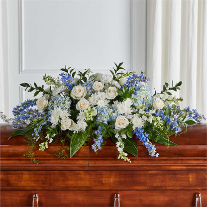 Timeless Essence Casket Spray –  Fleuriste Thalia, Varennes PQ
