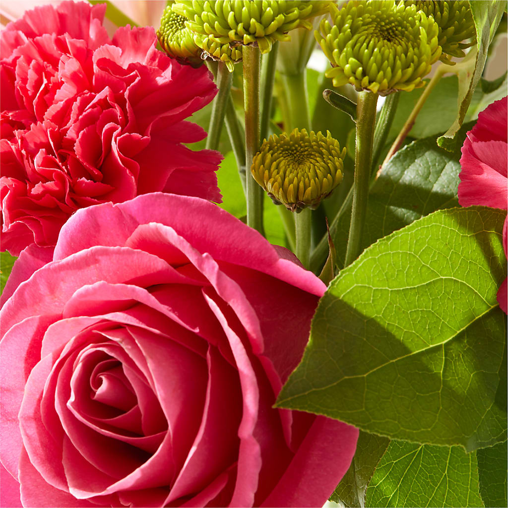 Watermelon Crush Bouquet –  Fleuriste Thalia, Varennes PQ
