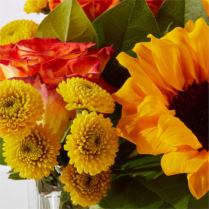 Picnic in the Park Bouquet –  Fleuriste Thalia, Varennes PQ