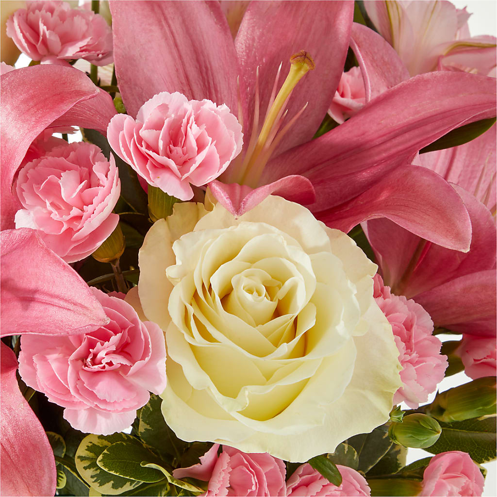 Piece of Cake Bouquet –  Fleuriste Thalia, Varennes PQ