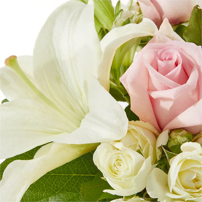 Kindhearted Bouquet –  Fleuriste Thalia, Varennes PQ