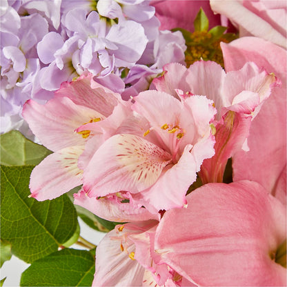 The Crown Jewel Bouquet –  Fleuriste Thalia, Varennes PQ