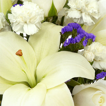 Sapphire Rush Bouquet –  Fleuriste Thalia, Varennes PQ