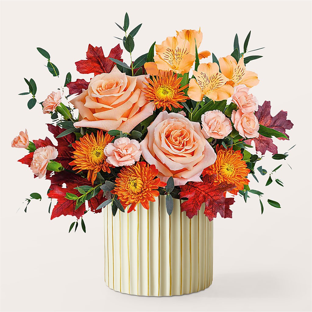 Spiced Latte Bouquet with Ivory Vase –  Fleuriste Thalia, Varennes PQ