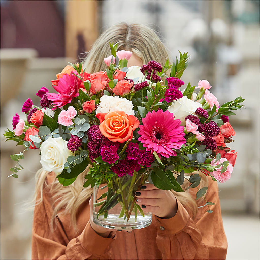 Smell the Roses Bouquet –  Fleuriste Thalia, Varennes PQ