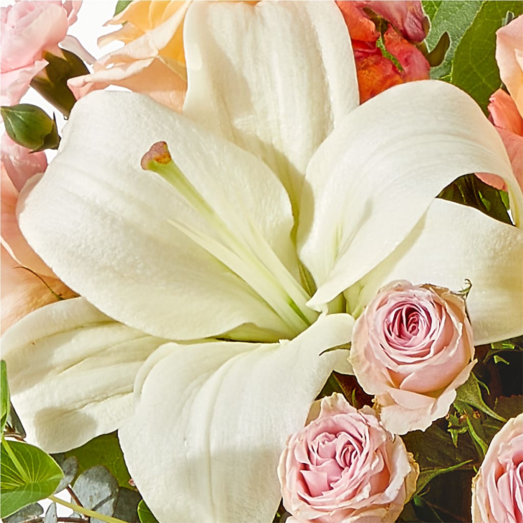 Grapefruit Splash Bouquet –  Fleuriste Thalia, Varennes PQ