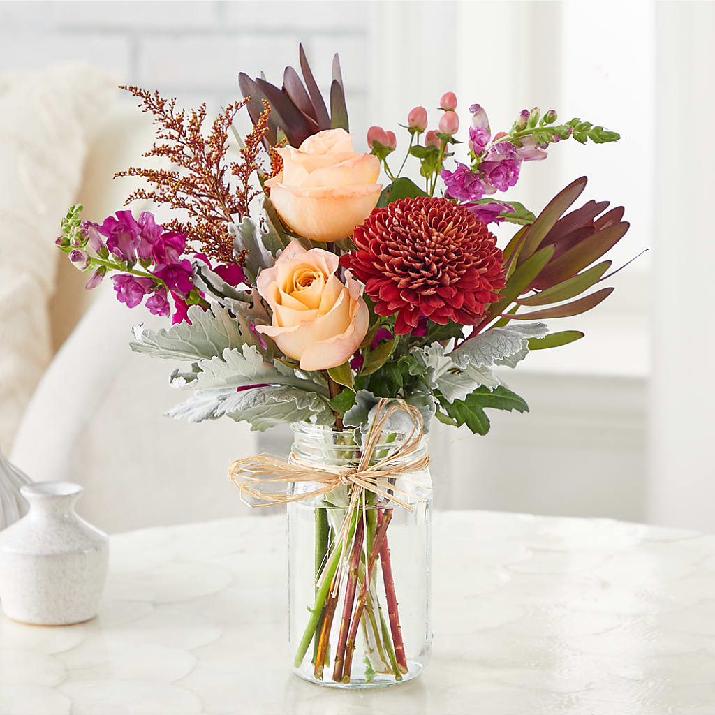 Moody Hues Bouquet –  Fleuriste Thalia, Varennes PQ